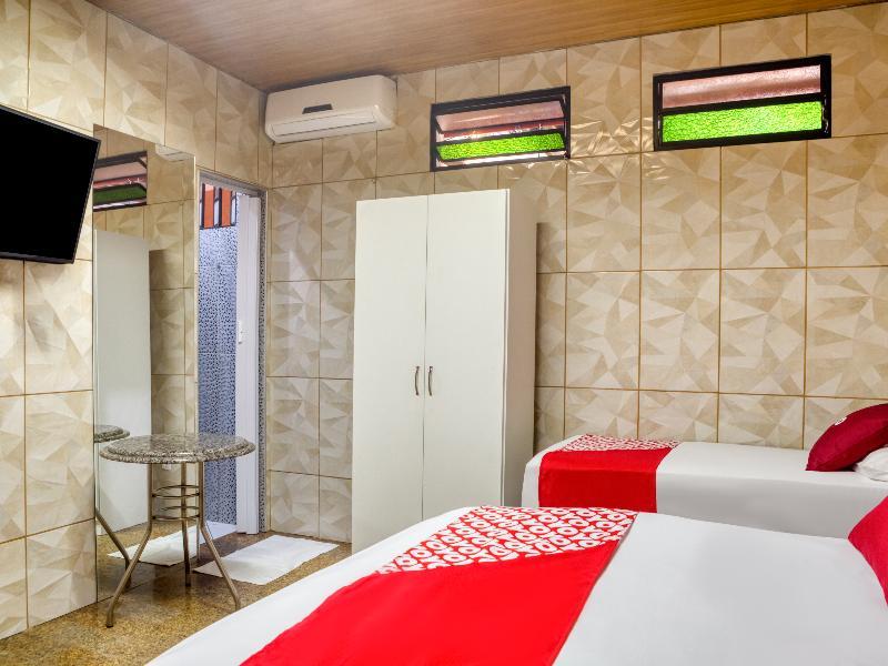 Hotel Brisa Do Atlantico - De Iracema - Proximo A Feira Da Catedral Da Se