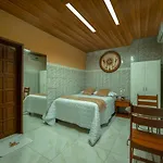 Hotel Brisa Do Atlantico - De Iracema - Proximo A Feira Da Catedral Da Se